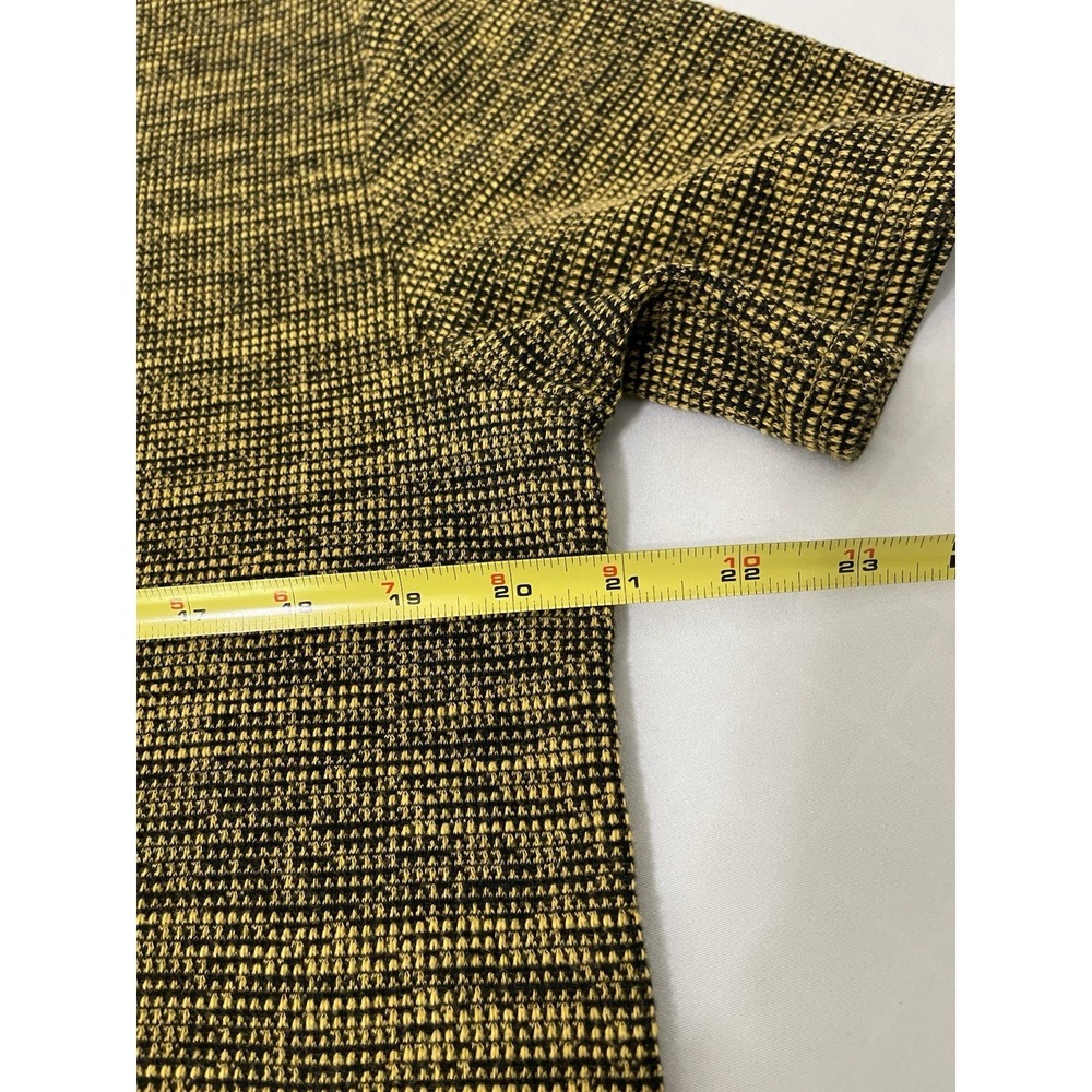 Elwood Short Sleeve Hoodie Men's Small Yellow Curved Hem Streetwear - Picture 5 of 5